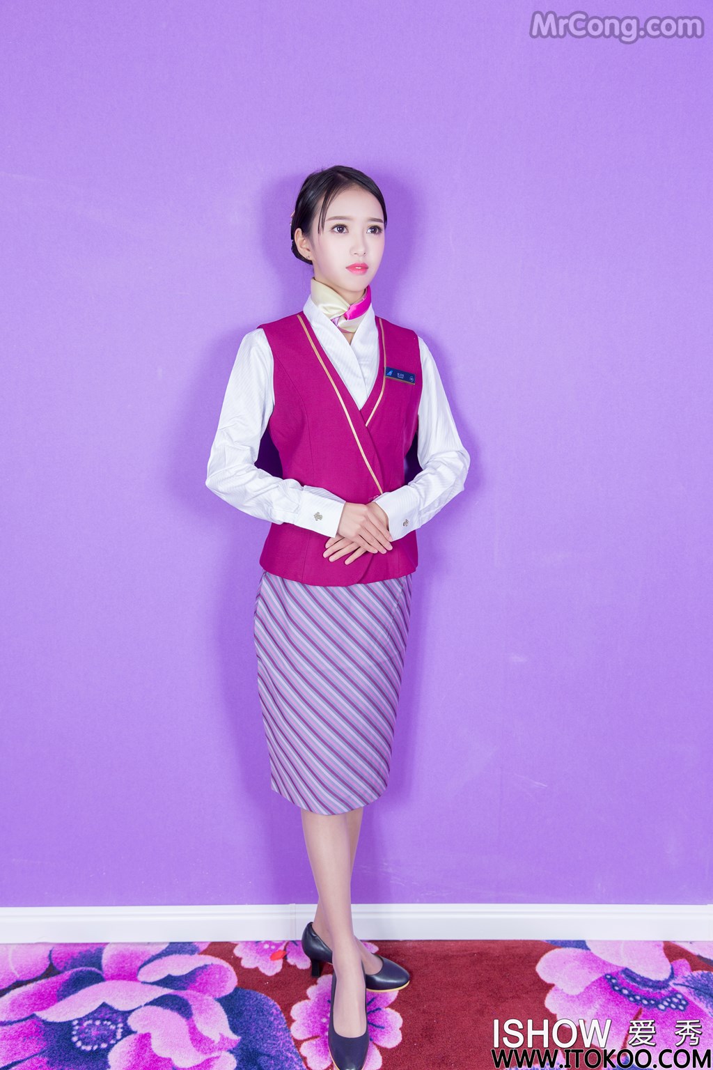 ISHOW No.092: Adela (馨雅) (37 images)