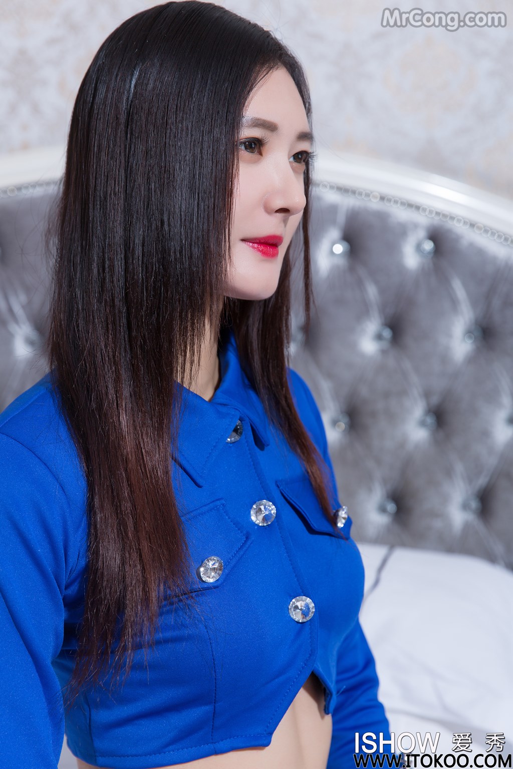 ISHOW No.082: Moira (子沫) (33 images)