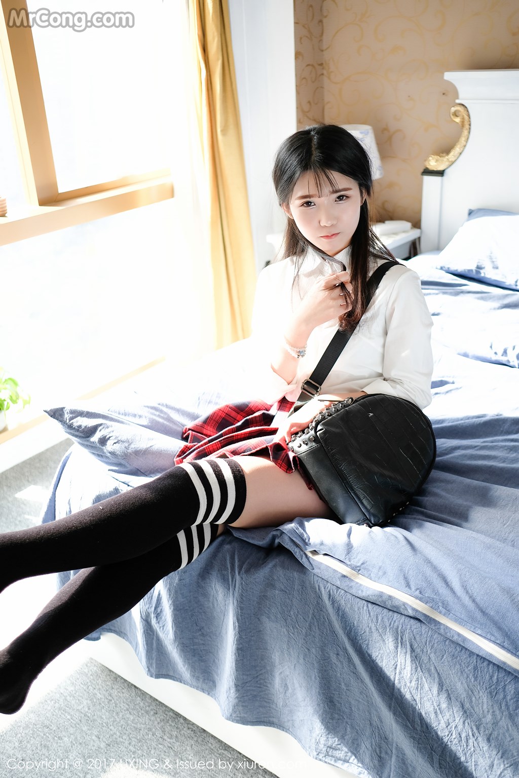 UXING Vol.046: 可爱的小叶子 (51 images)