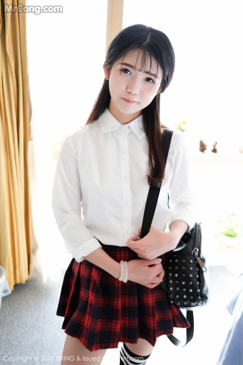 UXING Vol.046: 可爱的小叶子 (51 images)