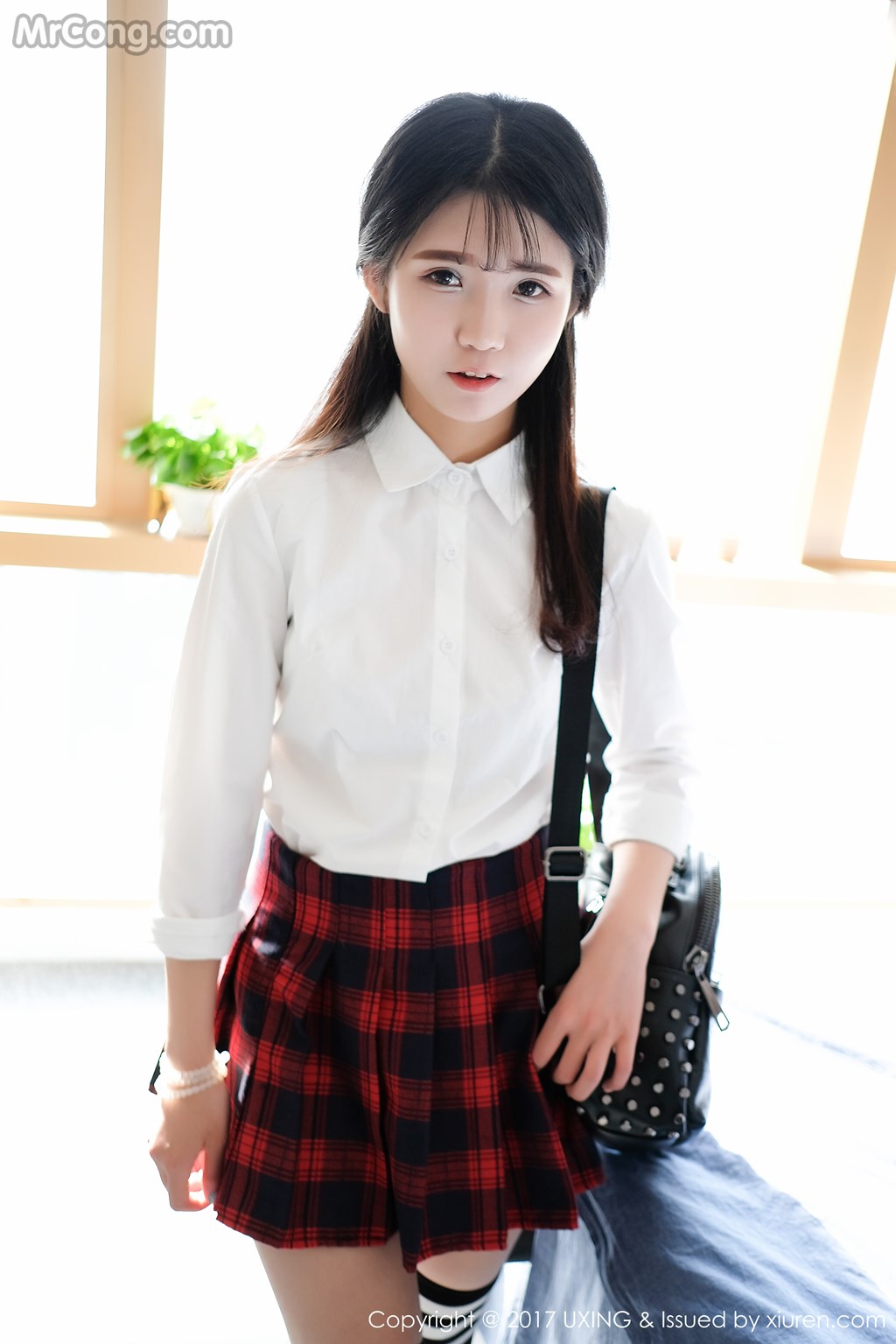 UXING Vol.046: 可爱的小叶子 (51 images)
