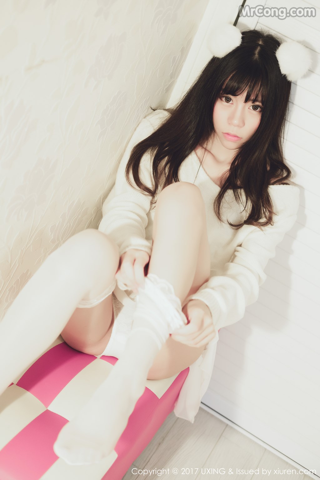 UXING Vol.048: Yo酱 (33 images)