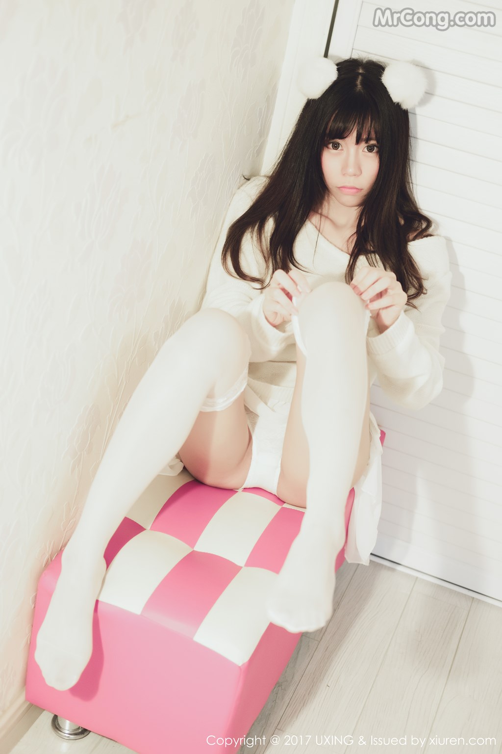 UXING Vol.048: Yo酱 (33 images)