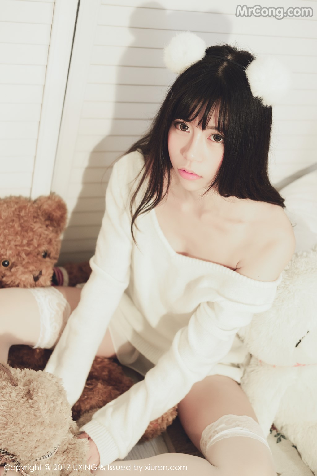 UXING Vol.048: Yo酱 (33 images)