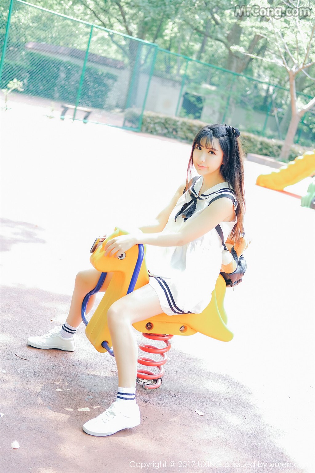 UXING Vol.050: Sunny (晓茜) (48 images)