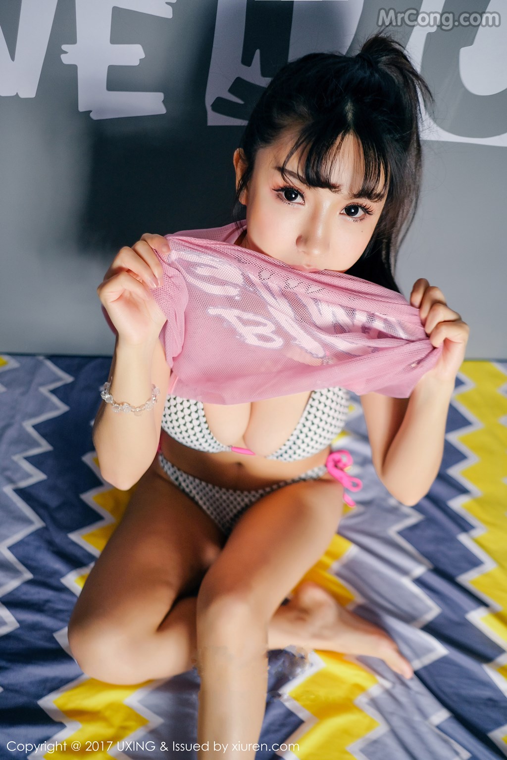 UXING Vol.053: Sunny (晓茜) (39 images)