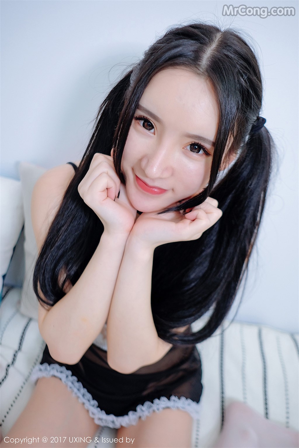 UXING Vol.055: Zhou Yuxi (周于希dummy) (44 images)