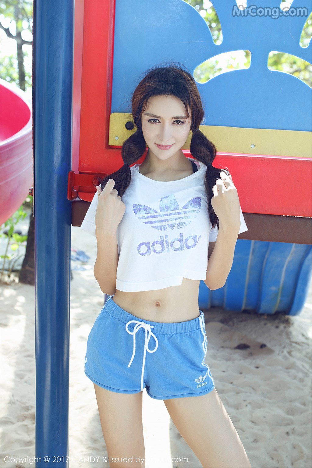 CANDY Vol.024: Yi Li Na (伊莉娜) (62 images)