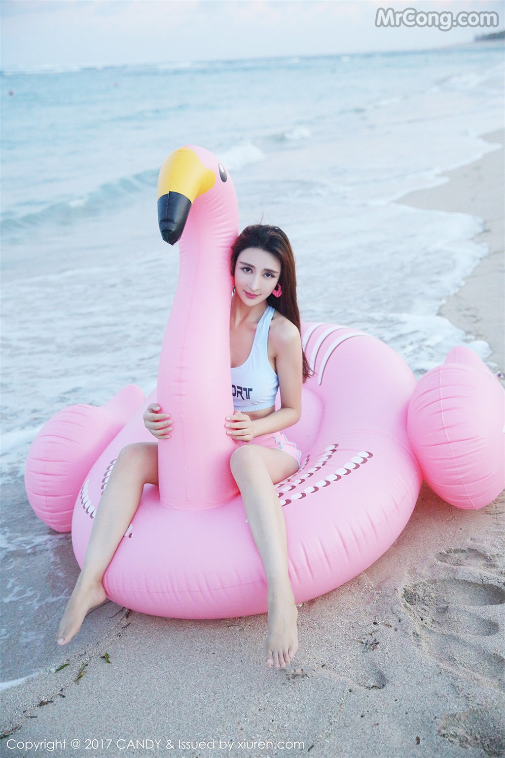 CANDY Vol.024: Yi Li Na (伊莉娜) (62 images)