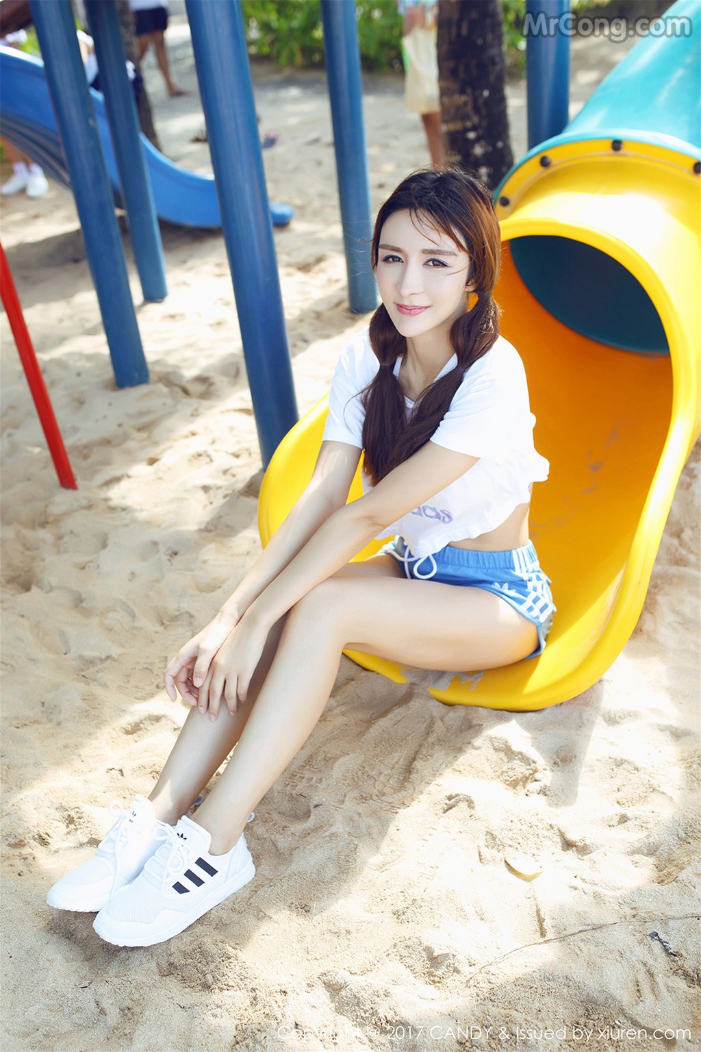 CANDY Vol.024: Yi Li Na (伊莉娜) (62 images)