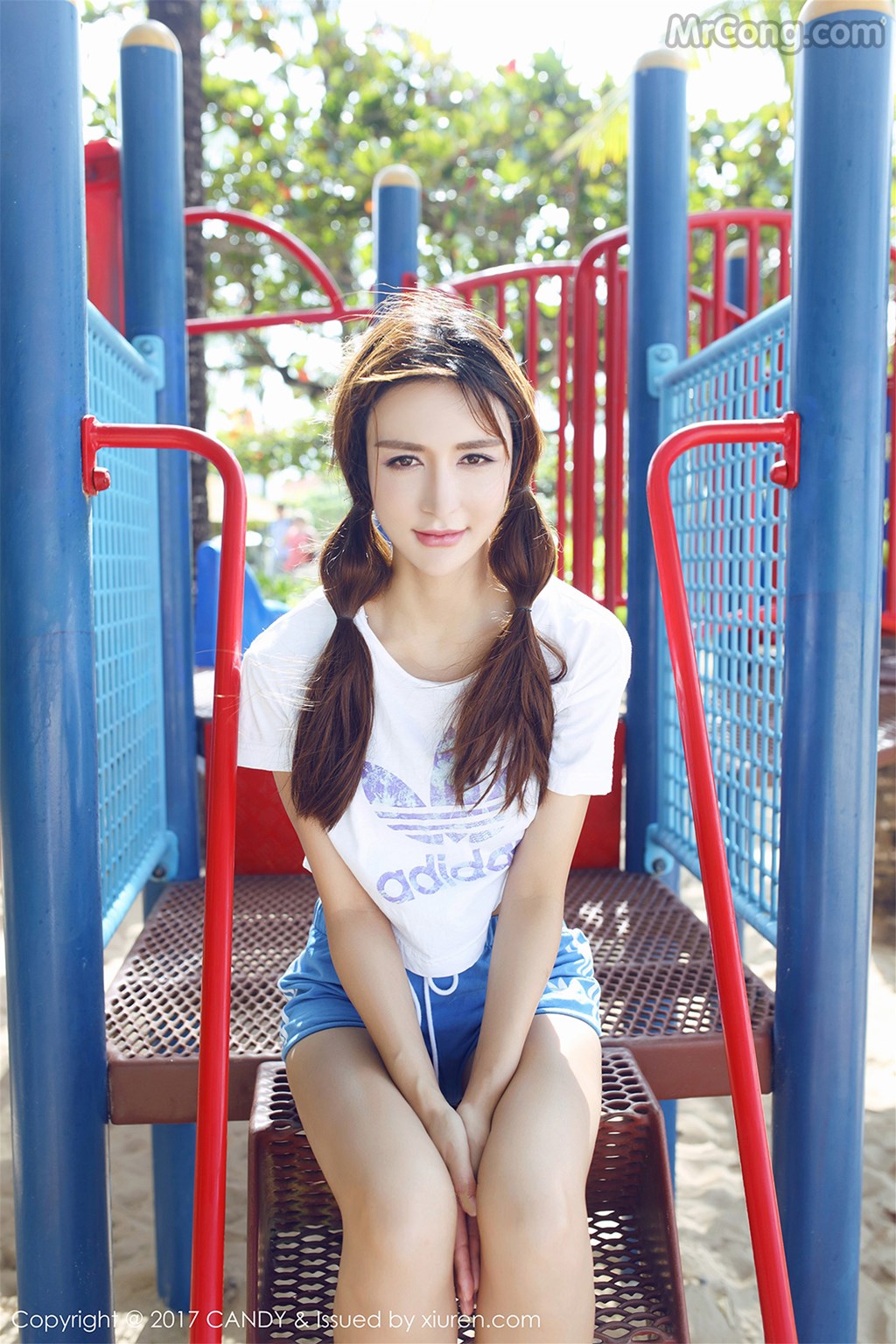 CANDY Vol.024: Yi Li Na (伊莉娜) (62 images)