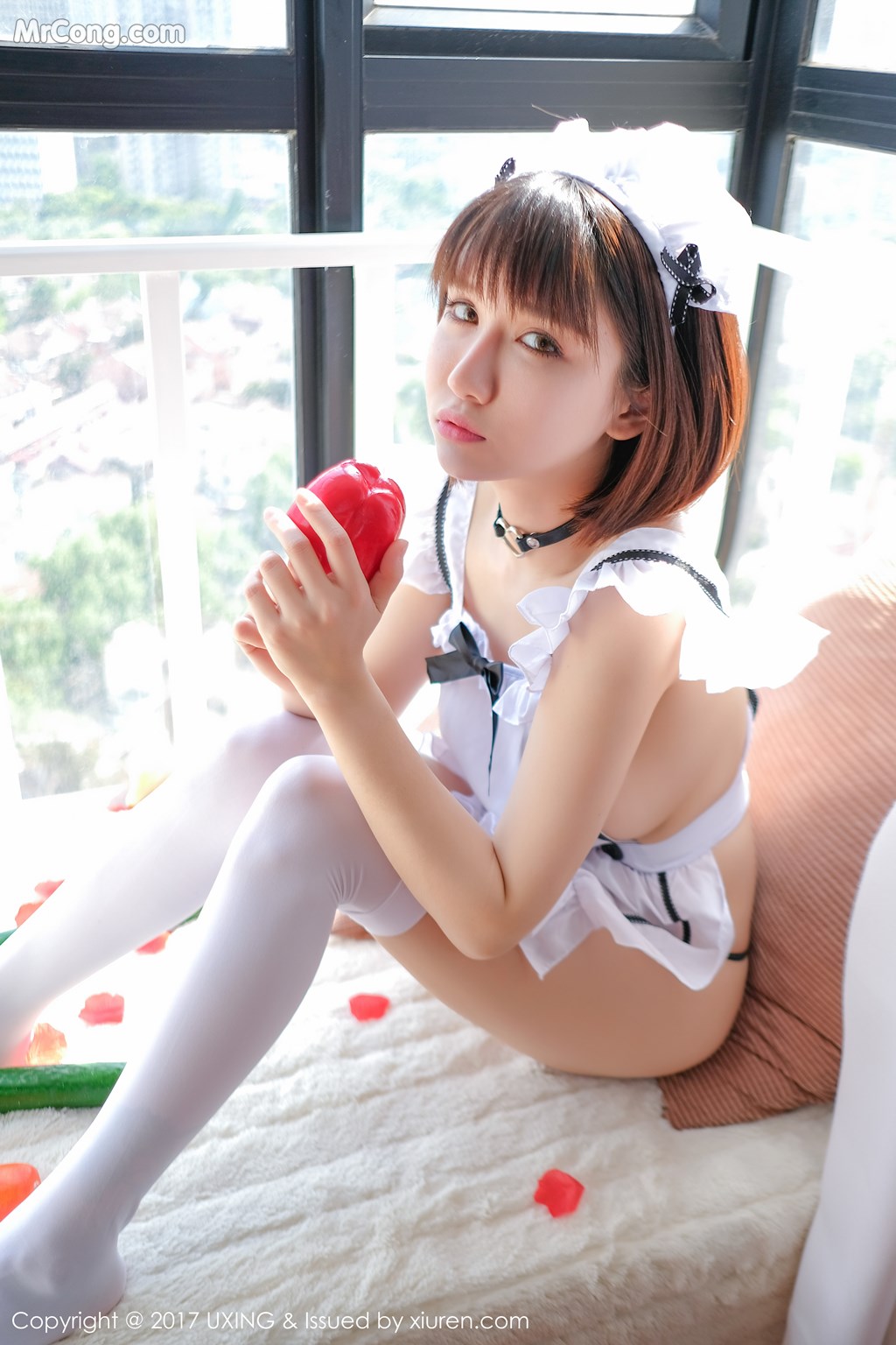 UXING Vol.058: Aojiao Meng Meng (K8傲娇萌萌Vivian) (35 images)