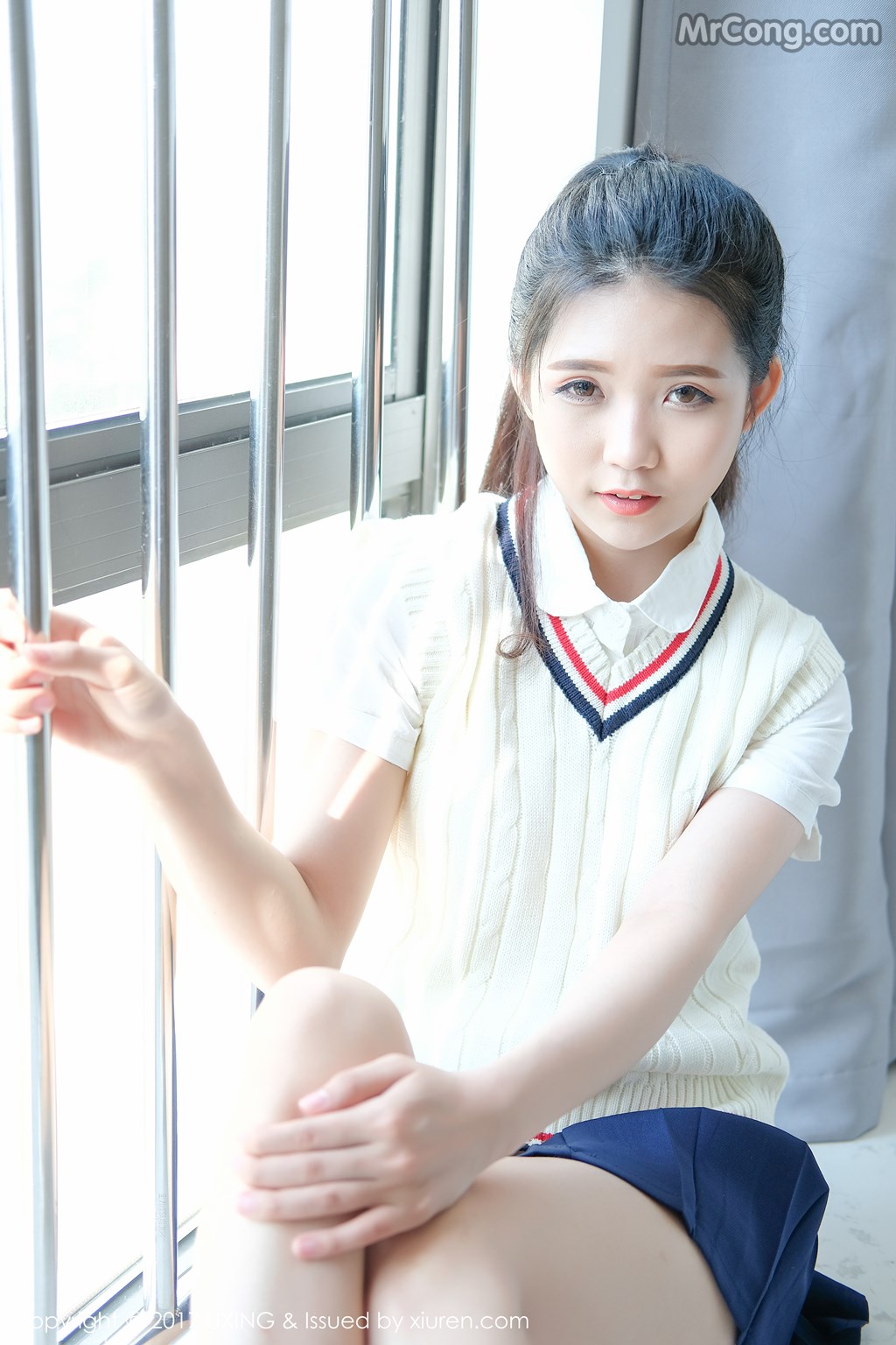 UXING Vol.056: 可爱的小叶子 (39 images)