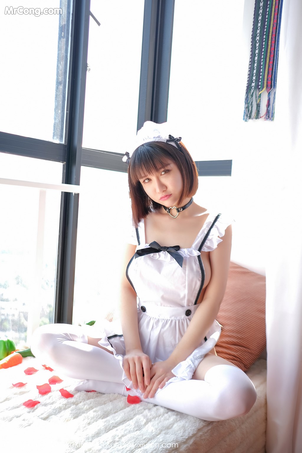UXING Vol.058: Aojiao Meng Meng (K8傲娇萌萌Vivian) (35 images)