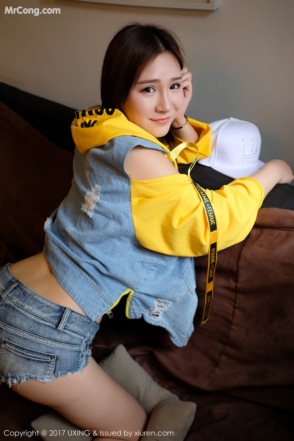 UXING Vol.057: Yang Yang (羊羊Suger) (41 images)