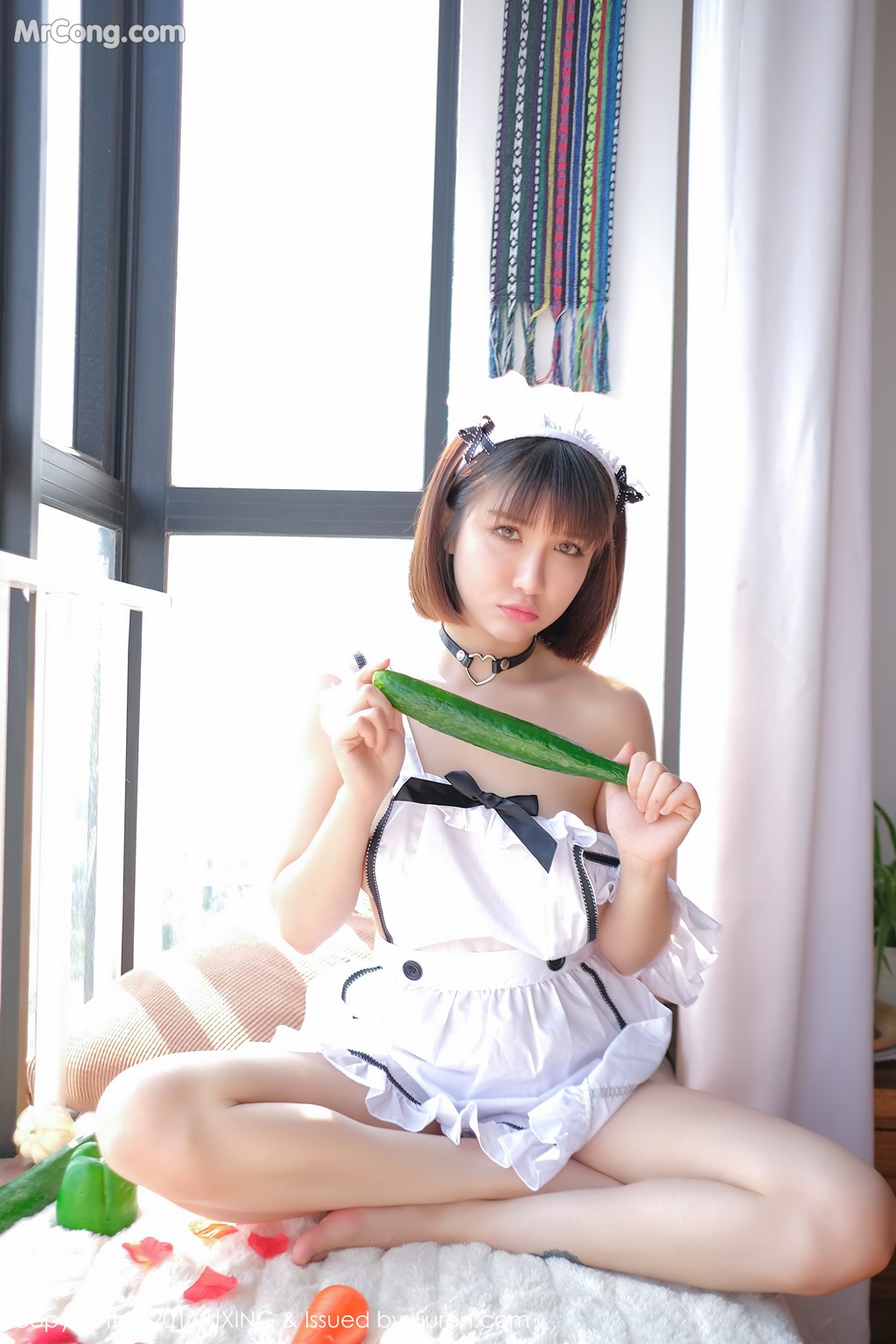 UXING Vol.058: Aojiao Meng Meng (K8傲娇萌萌Vivian) (35 images)