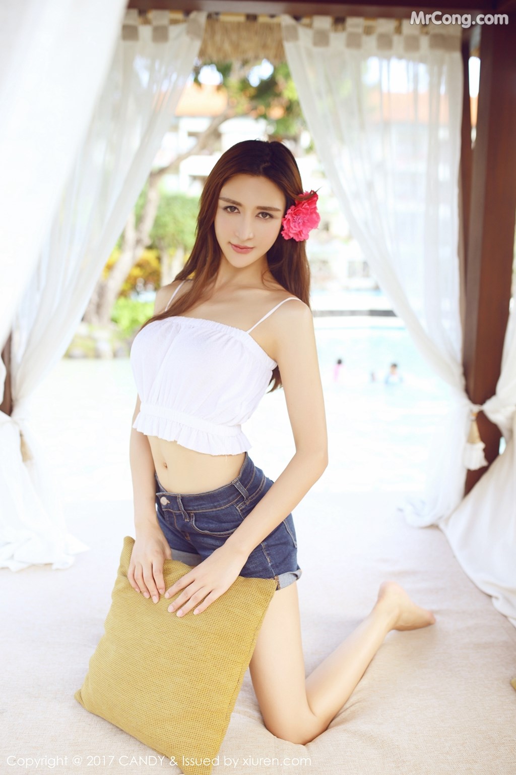 CANDY Vol.030: Yi Li Na (伊莉娜) (53 images)