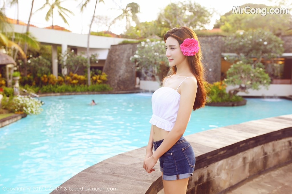 CANDY Vol.030: Yi Li Na (伊莉娜) (53 images)