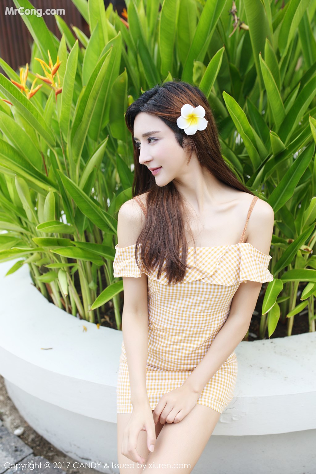 CANDY Vol.041: Yi Li Na (伊莉娜) (44 images)