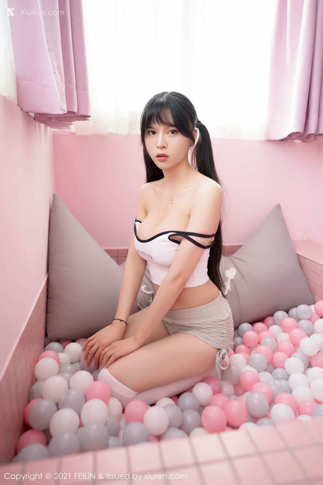 FEILIN Vol.364: Tao Xiang Zi (桃香子)