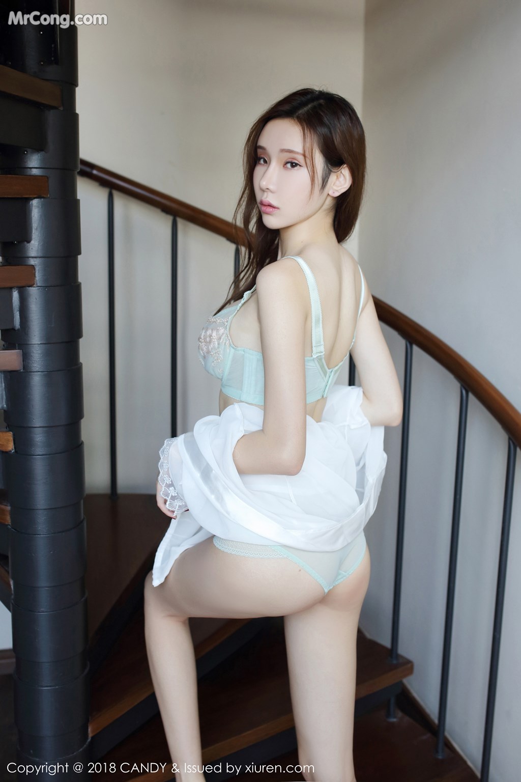 CANDY Vol.049: Irene (萌琪琪) (52 images)