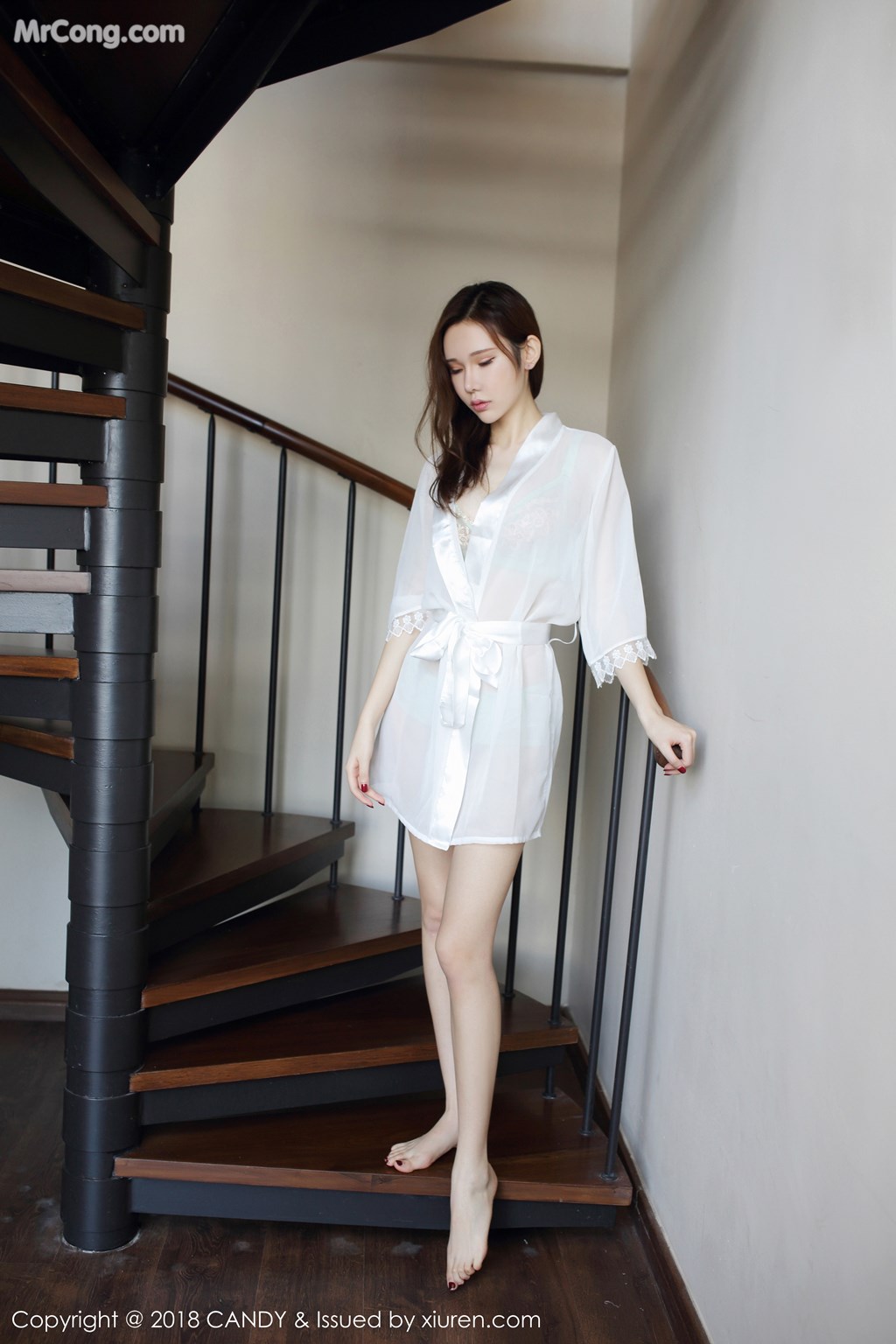 CANDY Vol.049: Irene (萌琪琪) (52 images)
