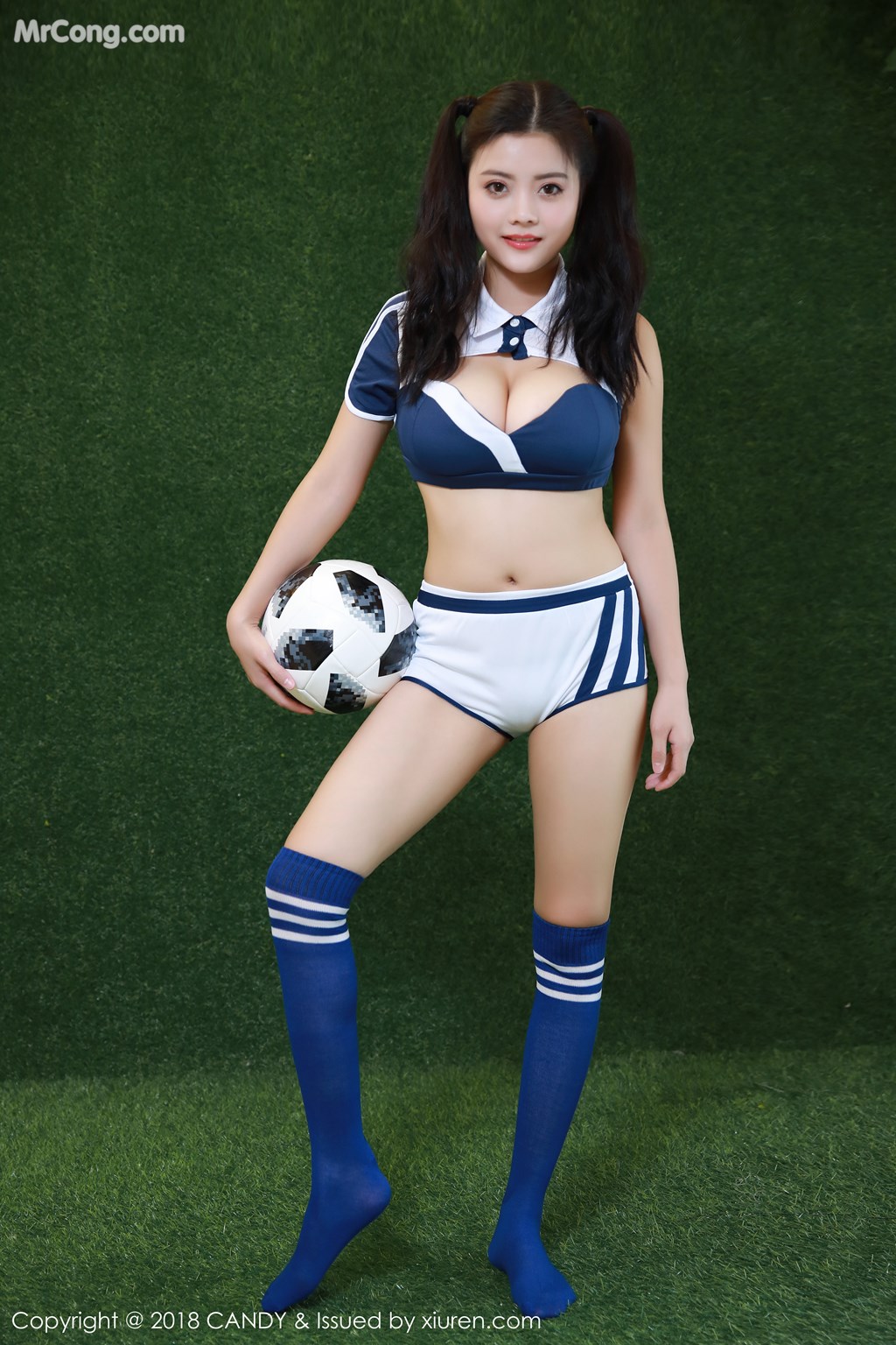 CANDY Vol.060: Mieko (林美惠子) (35 images)