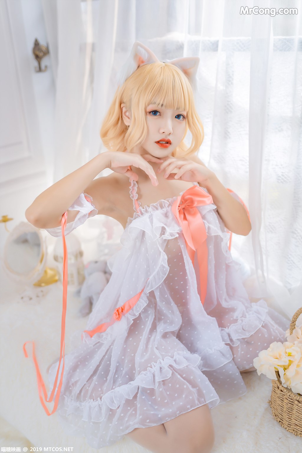 [MTCos] 喵糖映画 Vol.028: lovely呆玄 透明薄纱 (40 images)