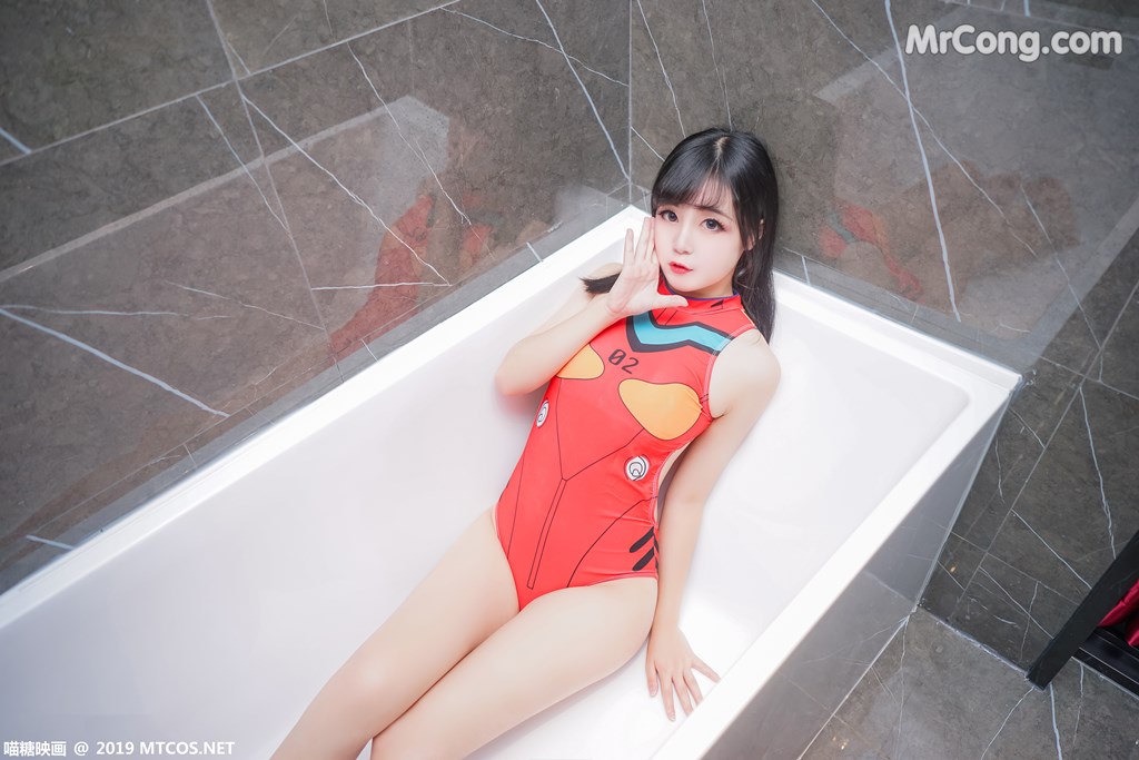[MTCos] 喵糖映画 Vol.038: 红色系 (42 images)