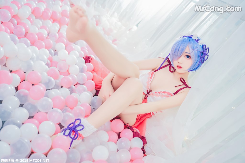 [MTCos] 喵糖映画 Vol.018: COS萌妹 (40 images)