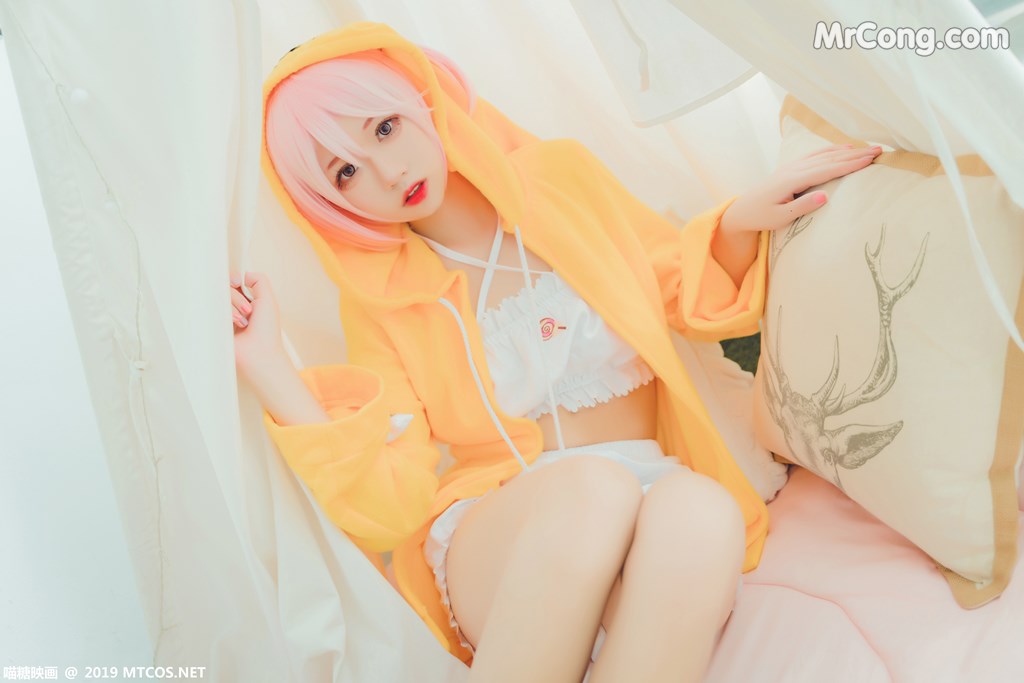[MTCos] 喵糖映画 Vol.032: 猫君君_MaoJun 贪睡天使楙 (40 images)
