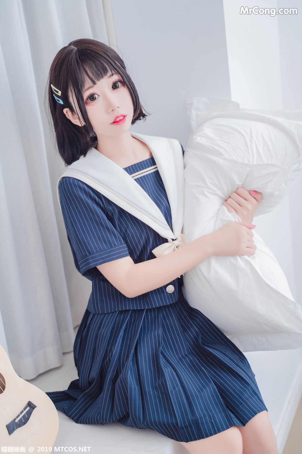 [MTCos] 喵糖映画 Vol.013: JK制服 (40 images)
