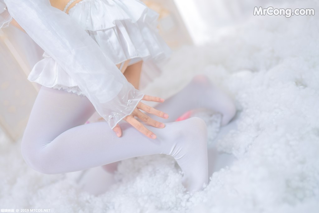 [MTCos] 喵糖映画 Vol.029: 蠢沫沫 花嫁 (43 images)