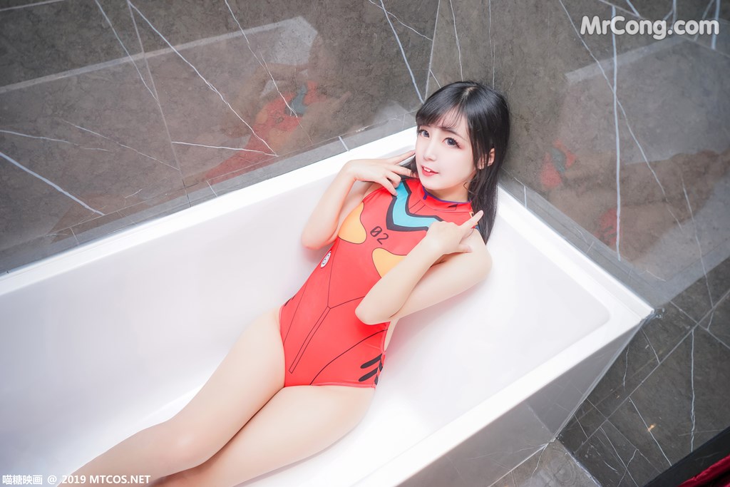 [MTCos] 喵糖映画 Vol.038: 红色系 (42 images)