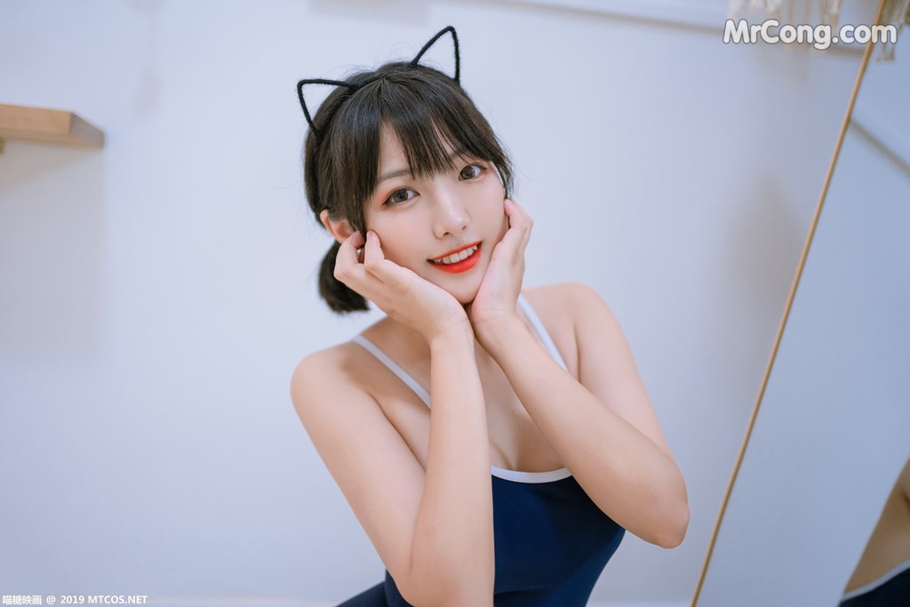 [MTCos] 喵糖映画 Vol.040: 猫君君_MaoJun 猫耳朵 (39 images)