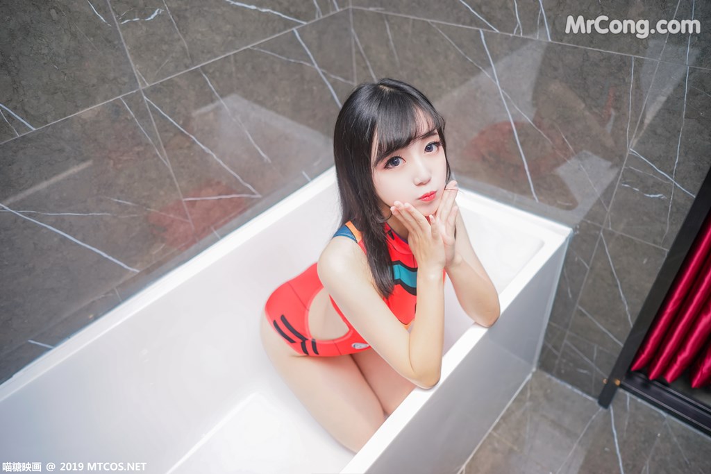 [MTCos] 喵糖映画 Vol.038: 红色系 (42 images)