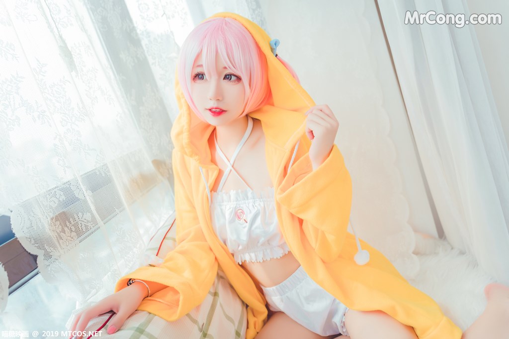[MTCos] 喵糖映画 Vol.032: 猫君君_MaoJun 贪睡天使楙 (40 images)