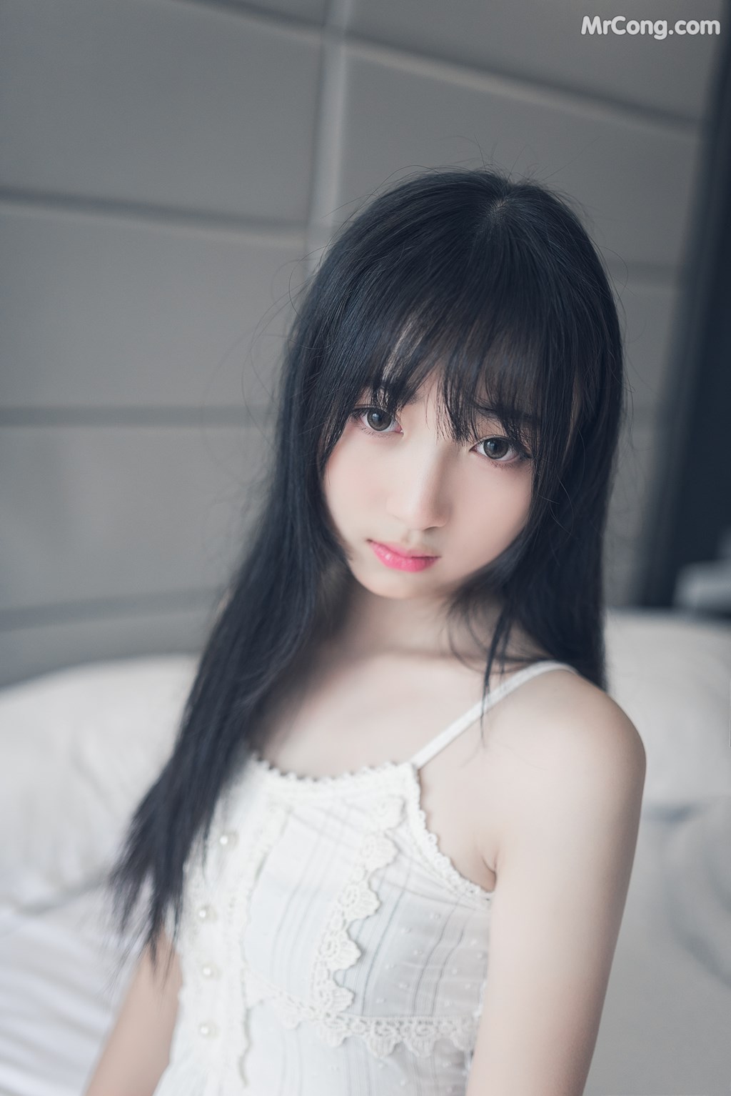 [MTCos] 喵糖映画 Vol.006: 无邪的笑容 (37 images)