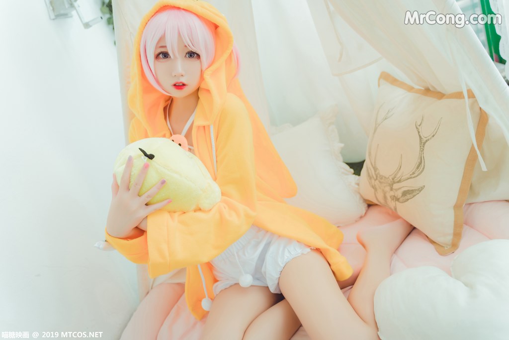 [MTCos] 喵糖映画 Vol.032: 猫君君_MaoJun 贪睡天使楙 (40 images)