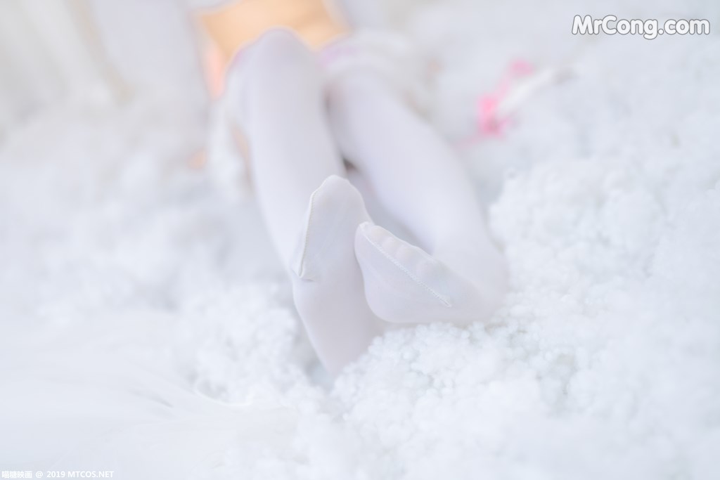 [MTCos] 喵糖映画 Vol.029: 蠢沫沫 花嫁 (43 images)