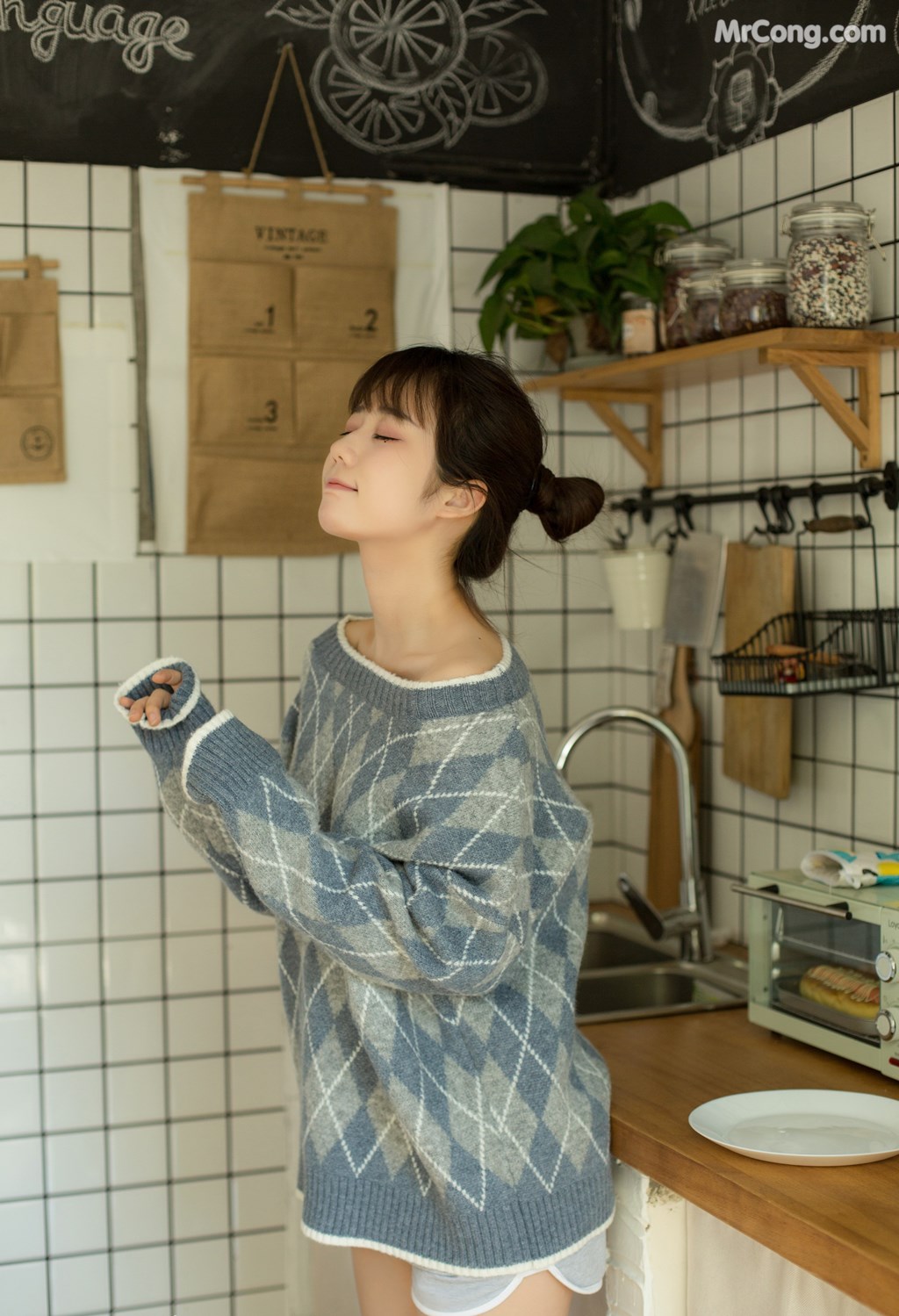 [MTCos] 喵糖映画 Vol.003: 氧气少女 (86 images)