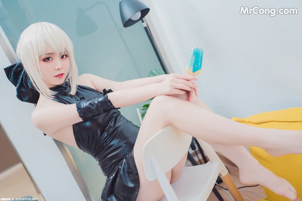 [MTCos] 喵糖映画 Vol.026: 阿尔托利亚 (40 images)