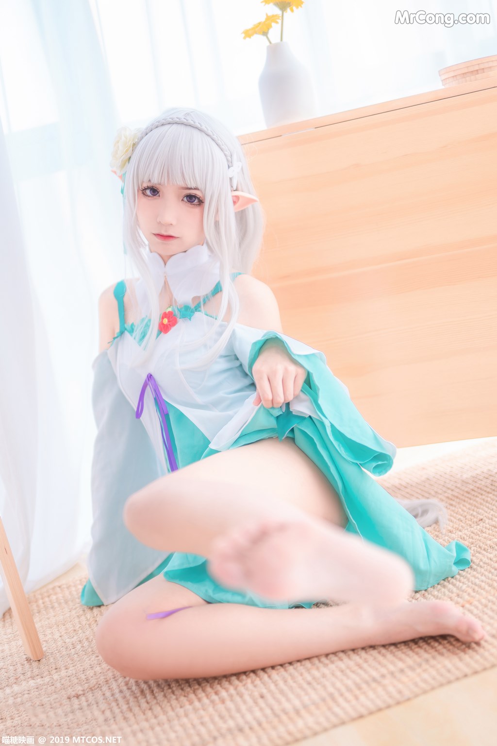 [MTCos] 喵糖映画 Vol.020: 蠢沫沫 艾米莉亚 (40 images)