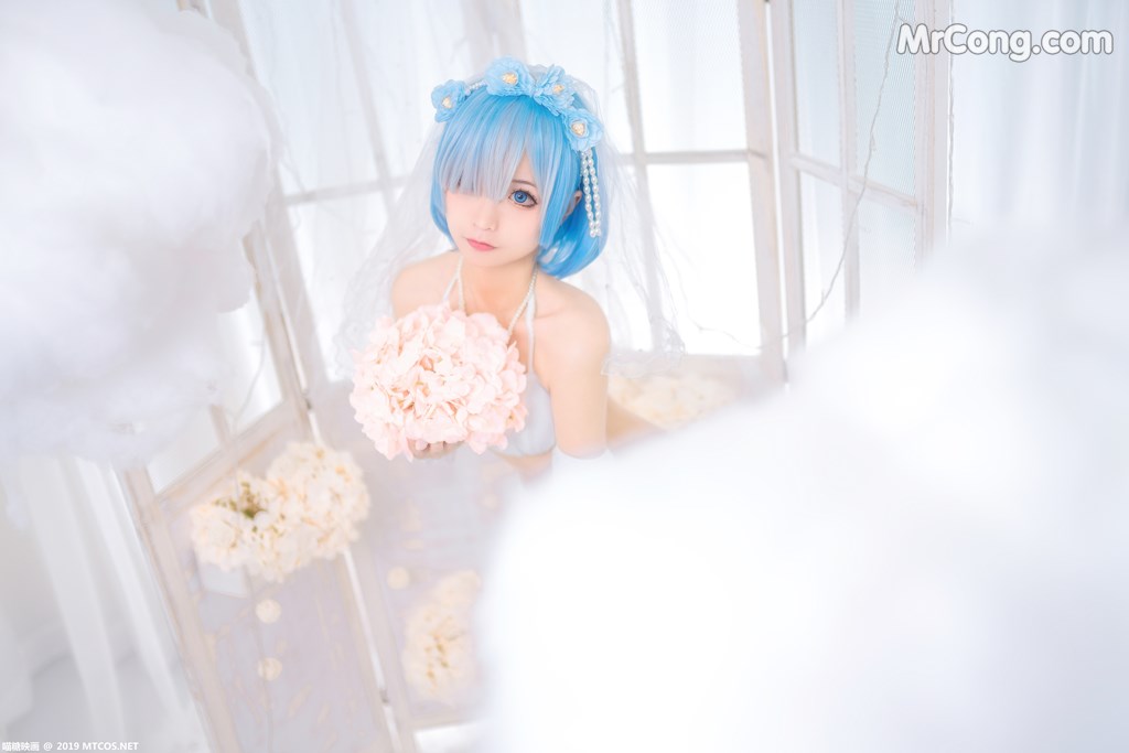 [MTCos] 喵糖映画 Vol.029: 蠢沫沫 花嫁 (43 images)