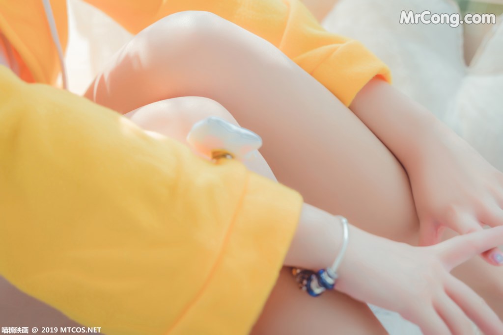 [MTCos] 喵糖映画 Vol.032: 猫君君_MaoJun 贪睡天使楙 (40 images)
