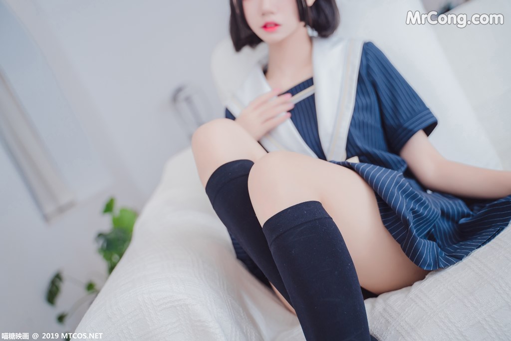 [MTCos] 喵糖映画 Vol.013: JK制服 (40 images)