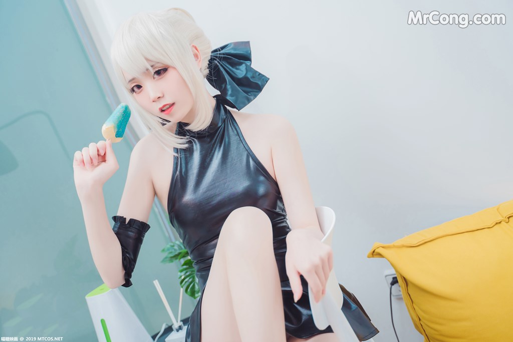 [MTCos] 喵糖映画 Vol.026: 阿尔托利亚 (40 images)