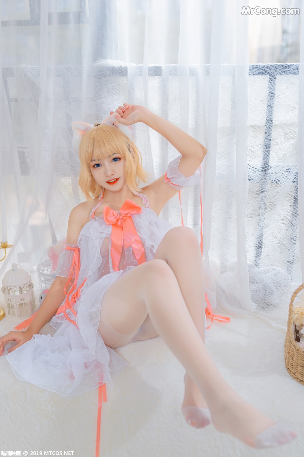 [MTCos] 喵糖映画 Vol.028: lovely呆玄 透明薄纱 (40 images)