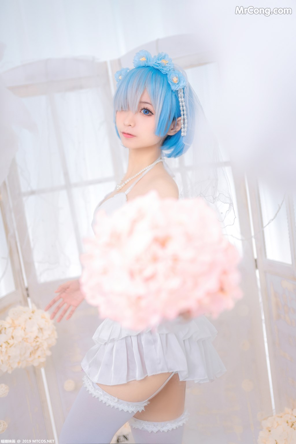 [MTCos] 喵糖映画 Vol.029: 蠢沫沫 花嫁 (43 images)