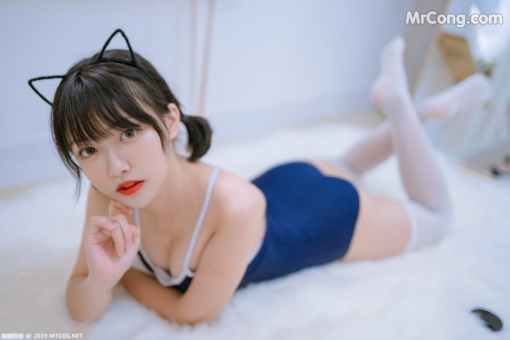[MTCos] 喵糖映画 Vol.040: 猫君君_MaoJun 猫耳朵 (39 images)